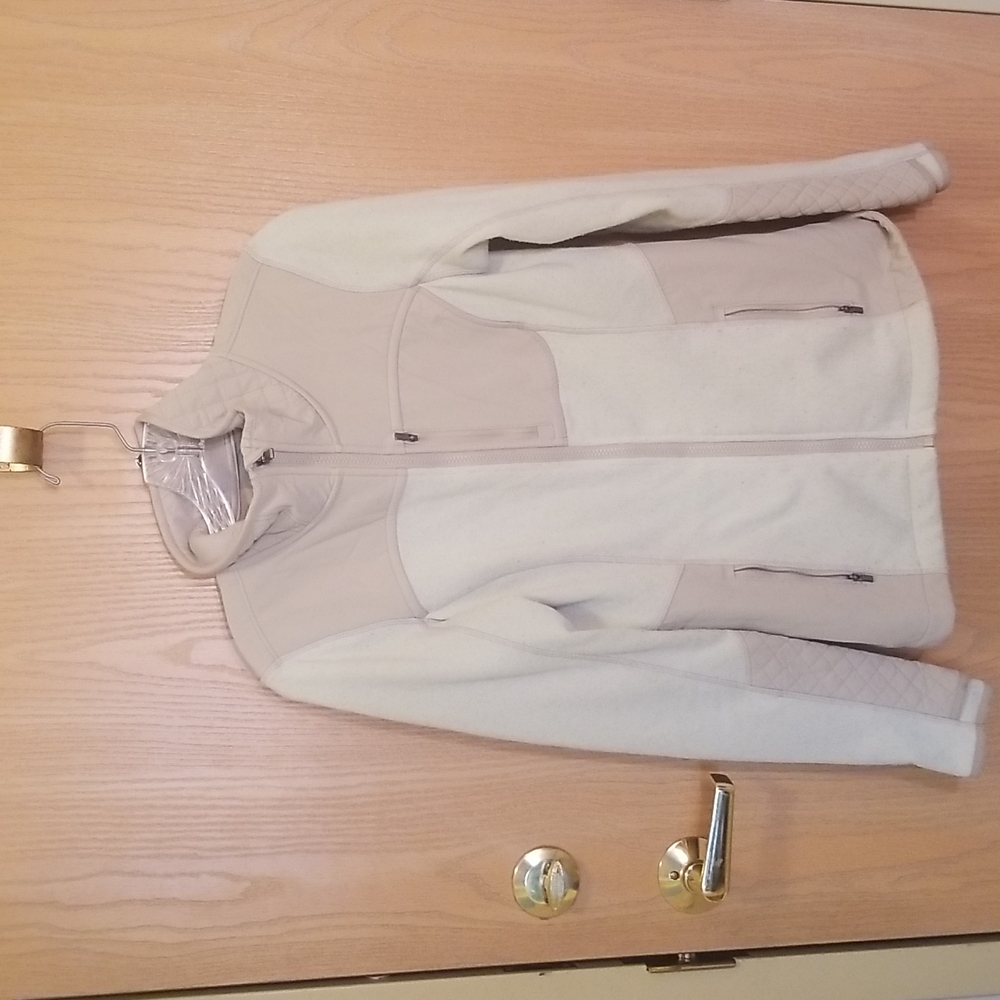 Athleta truckee jacket